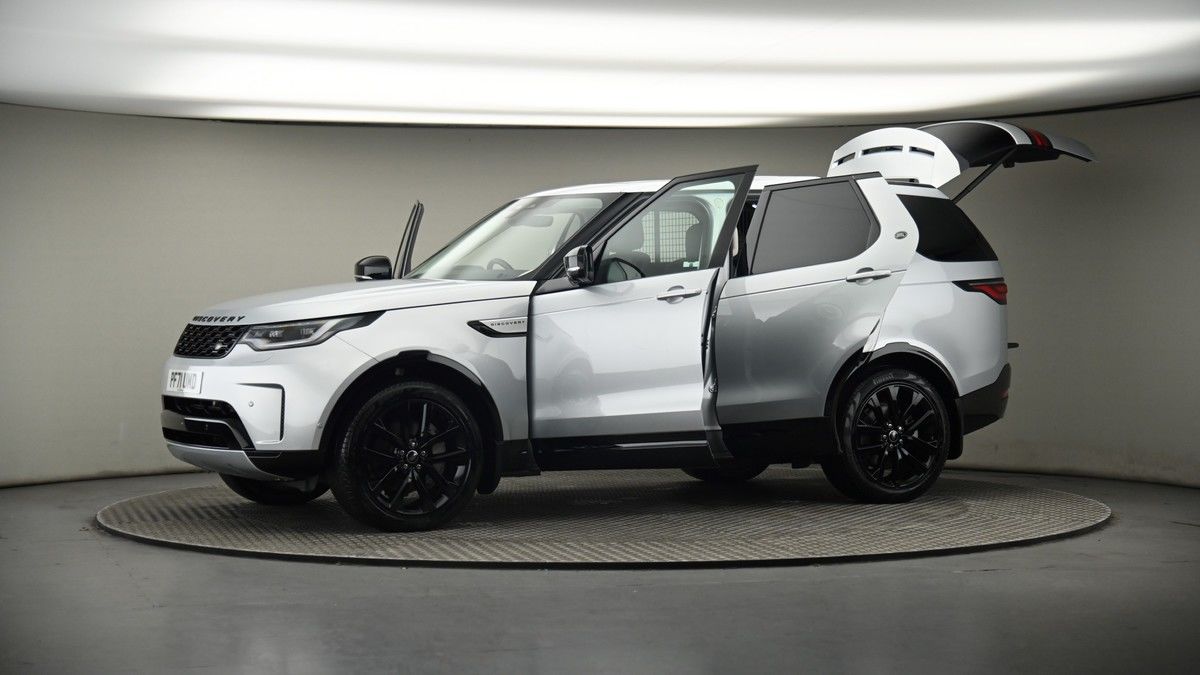 More views of Land Rover Discovery