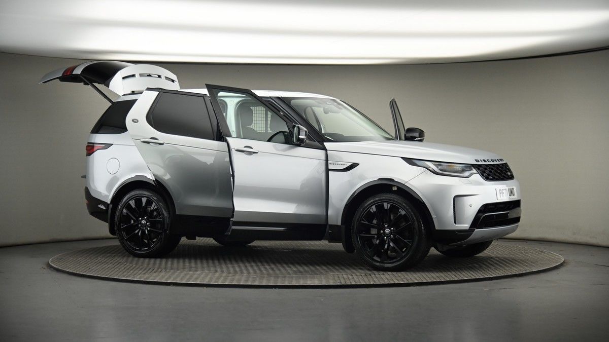 More views of Land Rover Discovery