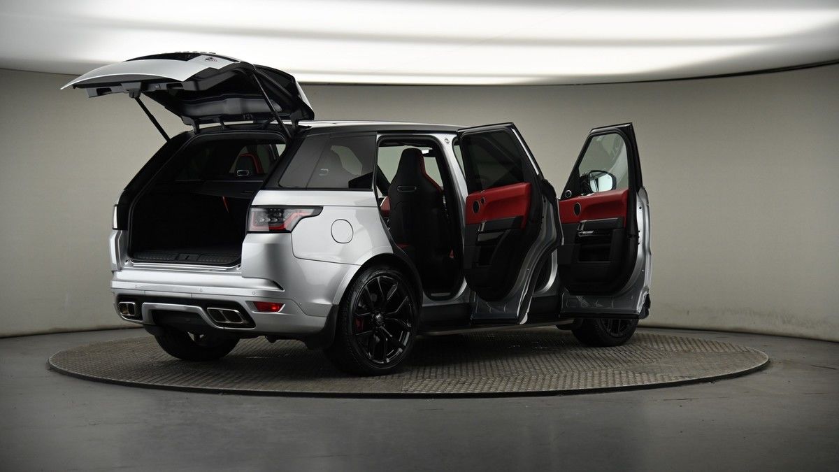 More views of Land Rover Range Rover Sport