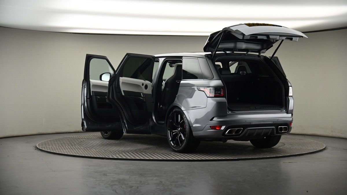 Land Rover Range Rover Sport Image 8