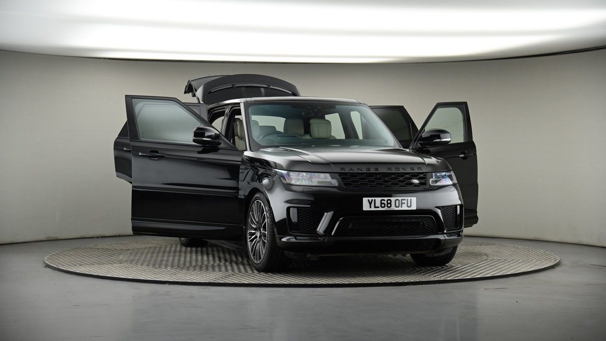 More views of Land Rover Range Rover Sport