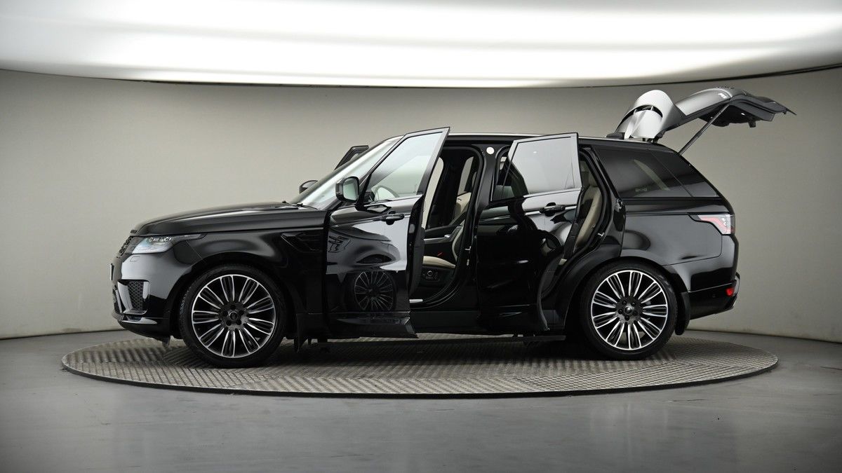 More views of Land Rover Range Rover Sport