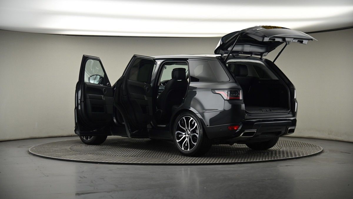 More views of Land Rover Range Rover Sport