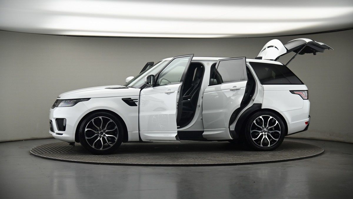 More views of Land Rover Range Rover Sport