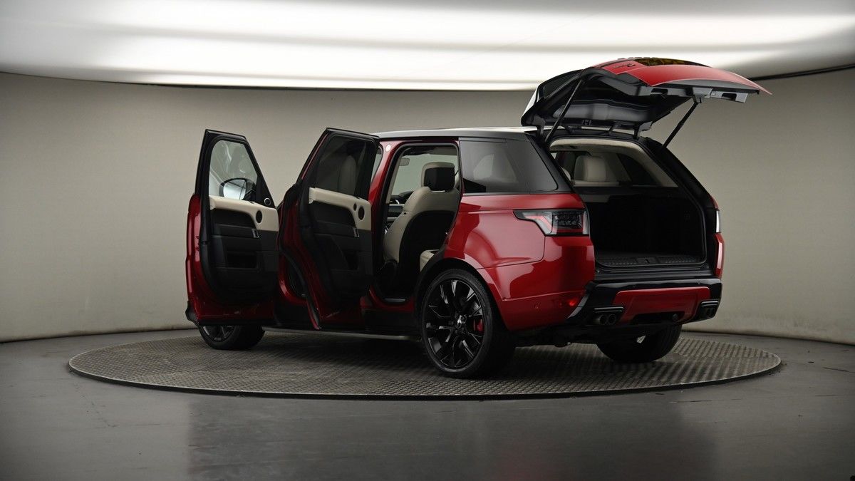 More views of Land Rover Range Rover Sport