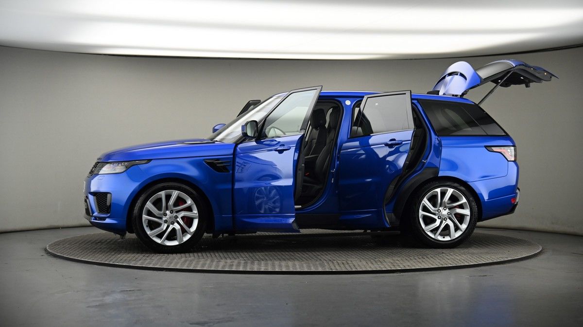 More views of Land Rover Range Rover Sport