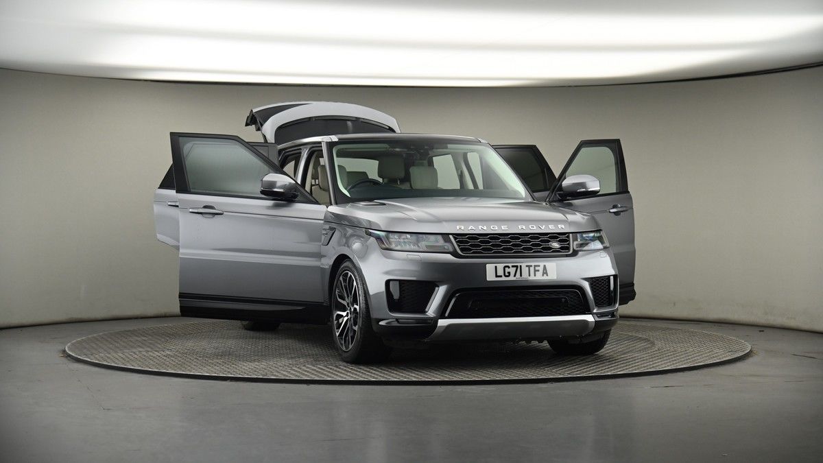 More views of Land Rover Range Rover Sport