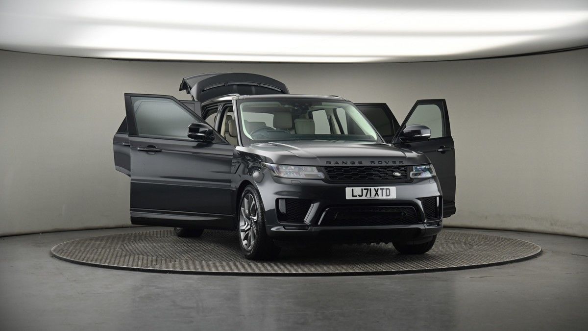 More views of Land Rover Range Rover Sport