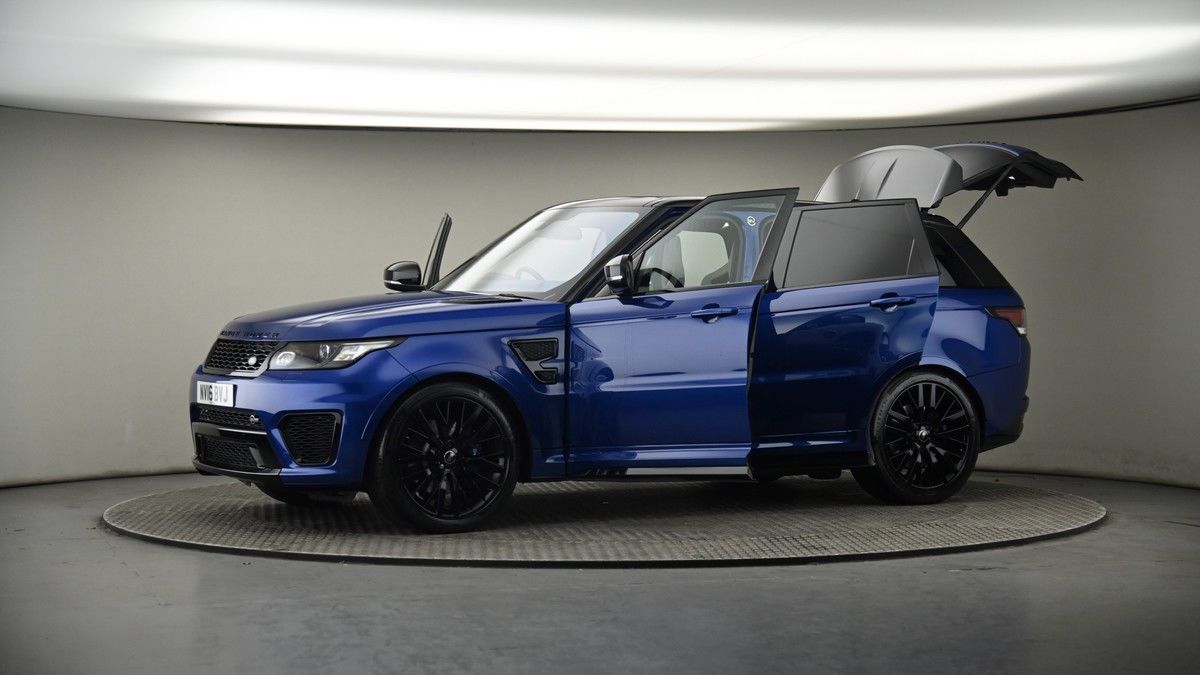 More views of Land Rover Range Rover Sport