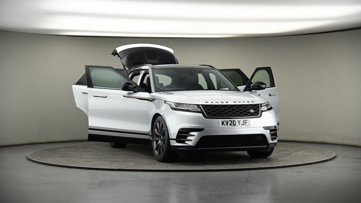 More views of Land Rover Range Rover Velar