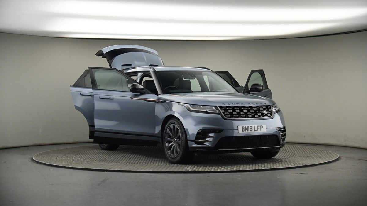 More views of Land Rover Range Rover Velar