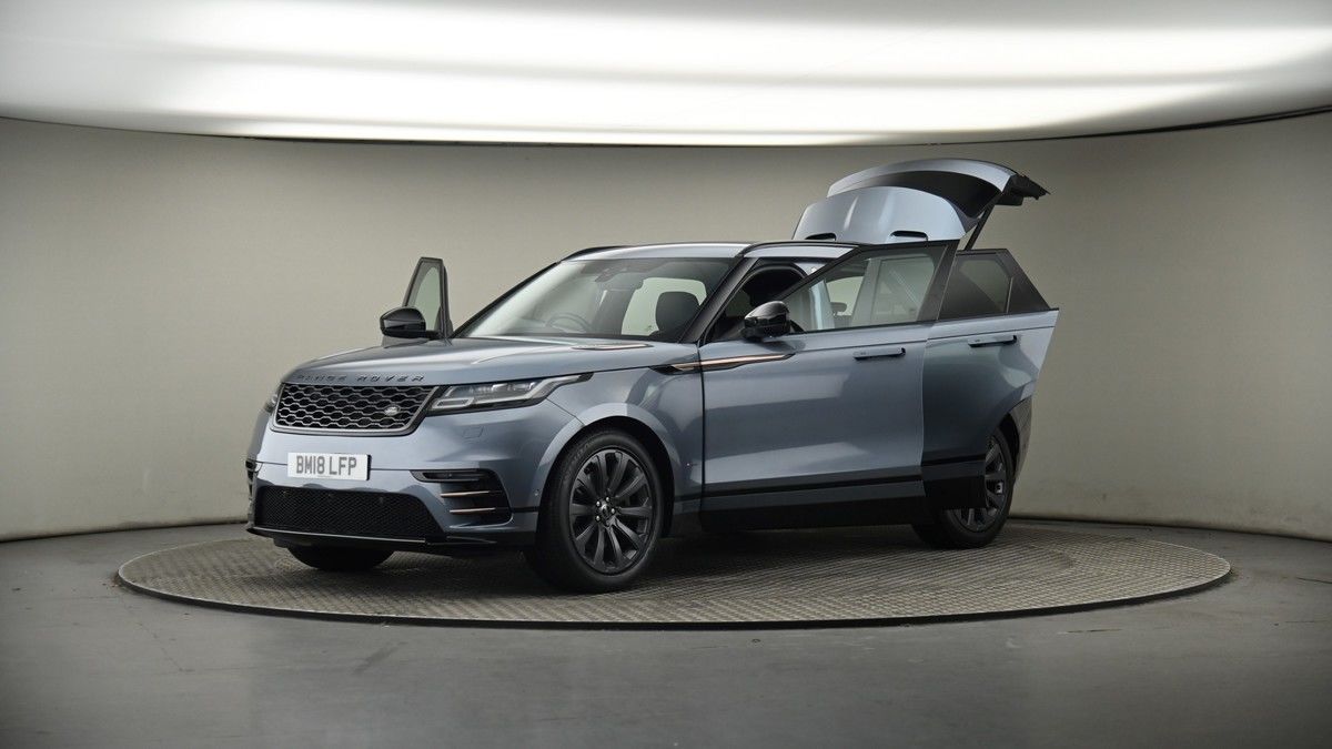 More views of Land Rover Range Rover Velar