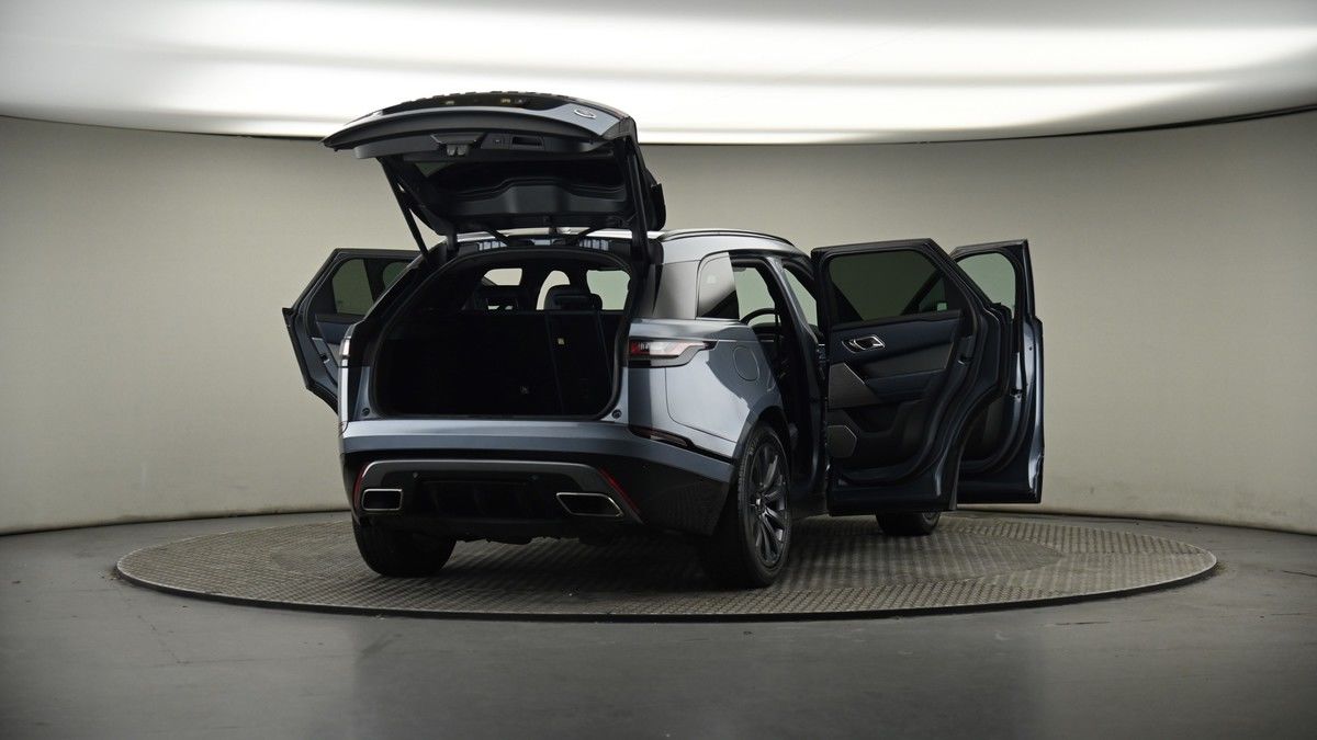 More views of Land Rover Range Rover Velar