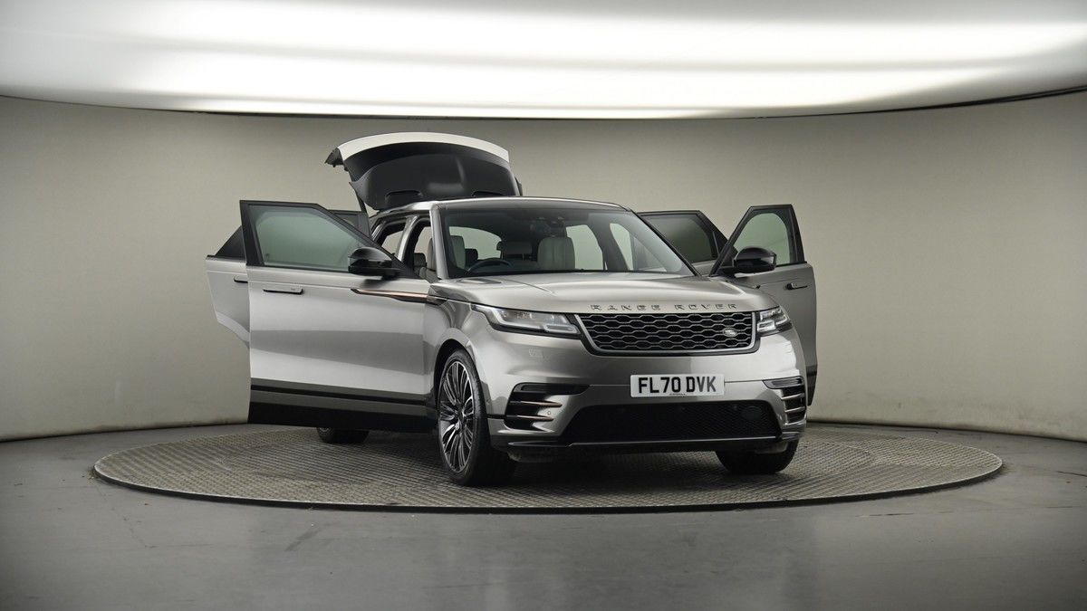 More views of Land Rover Range Rover Velar