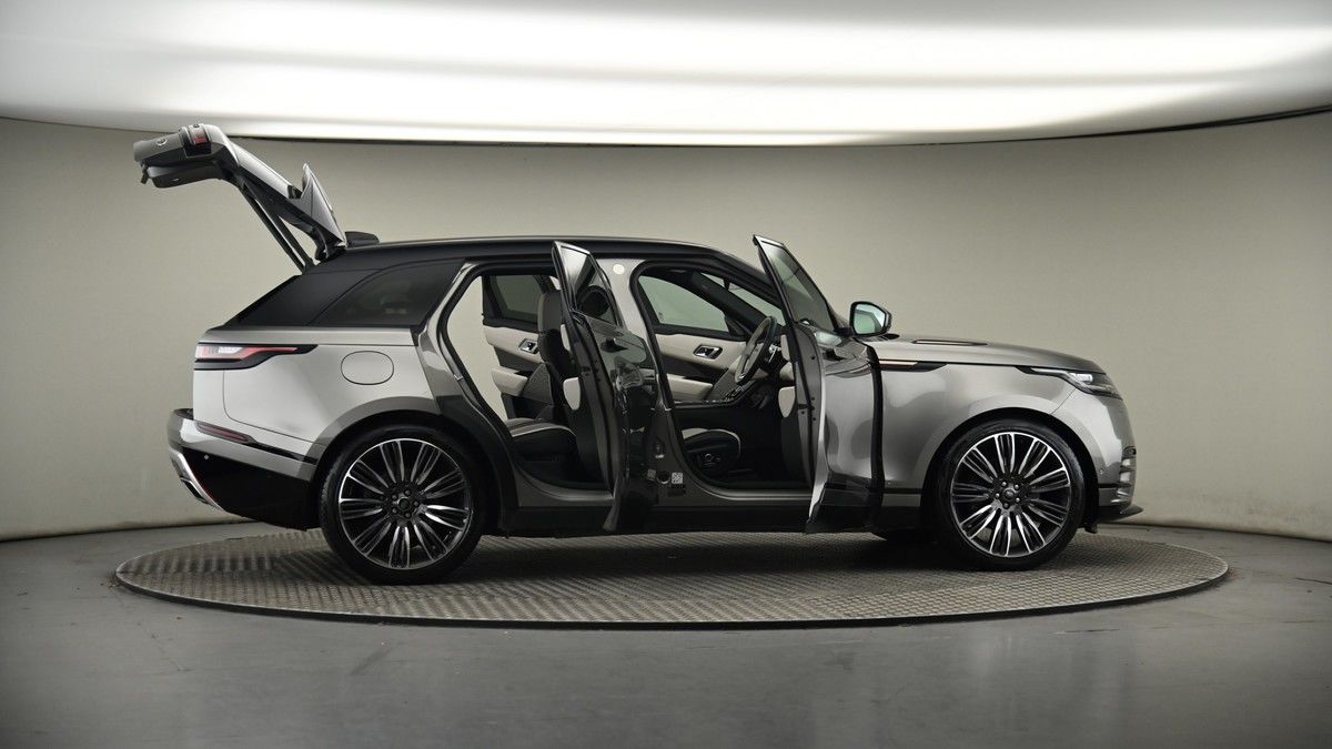 More views of Land Rover Range Rover Velar