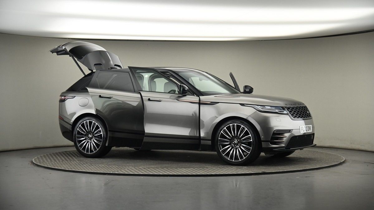 More views of Land Rover Range Rover Velar