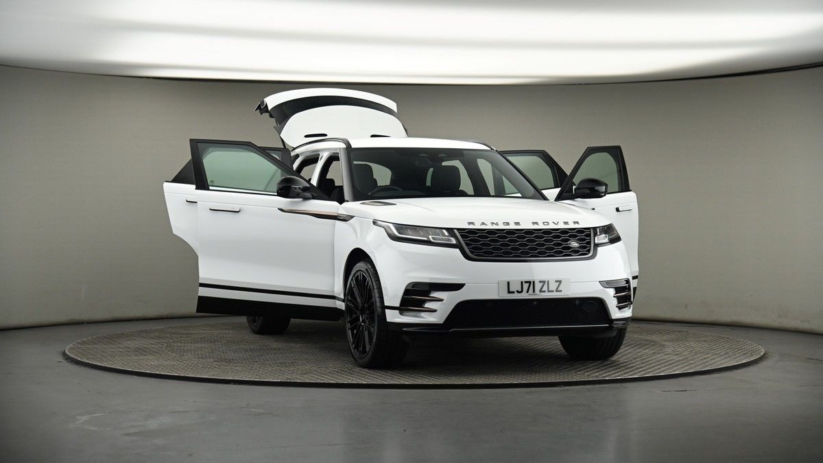 More views of Land Rover Range Rover Velar