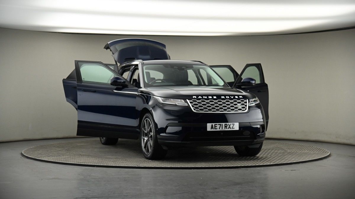 More views of Land Rover Range Rover Velar