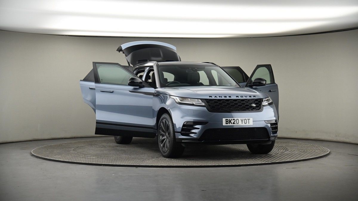 More views of Land Rover Range Rover Velar