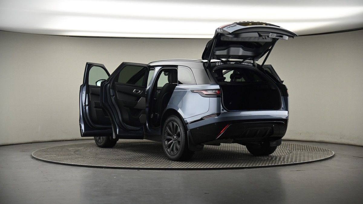 Land Rover Range Rover Velar Image 8