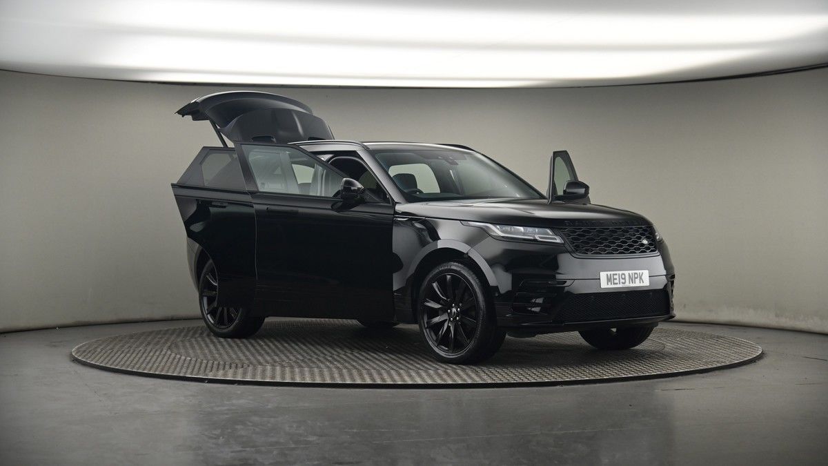 More views of Land Rover Range Rover Velar