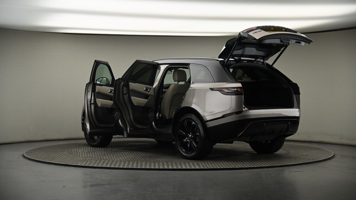 More views of Land Rover Range Rover Velar