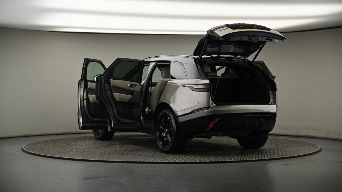 Land Rover Range Rover Velar Image 8