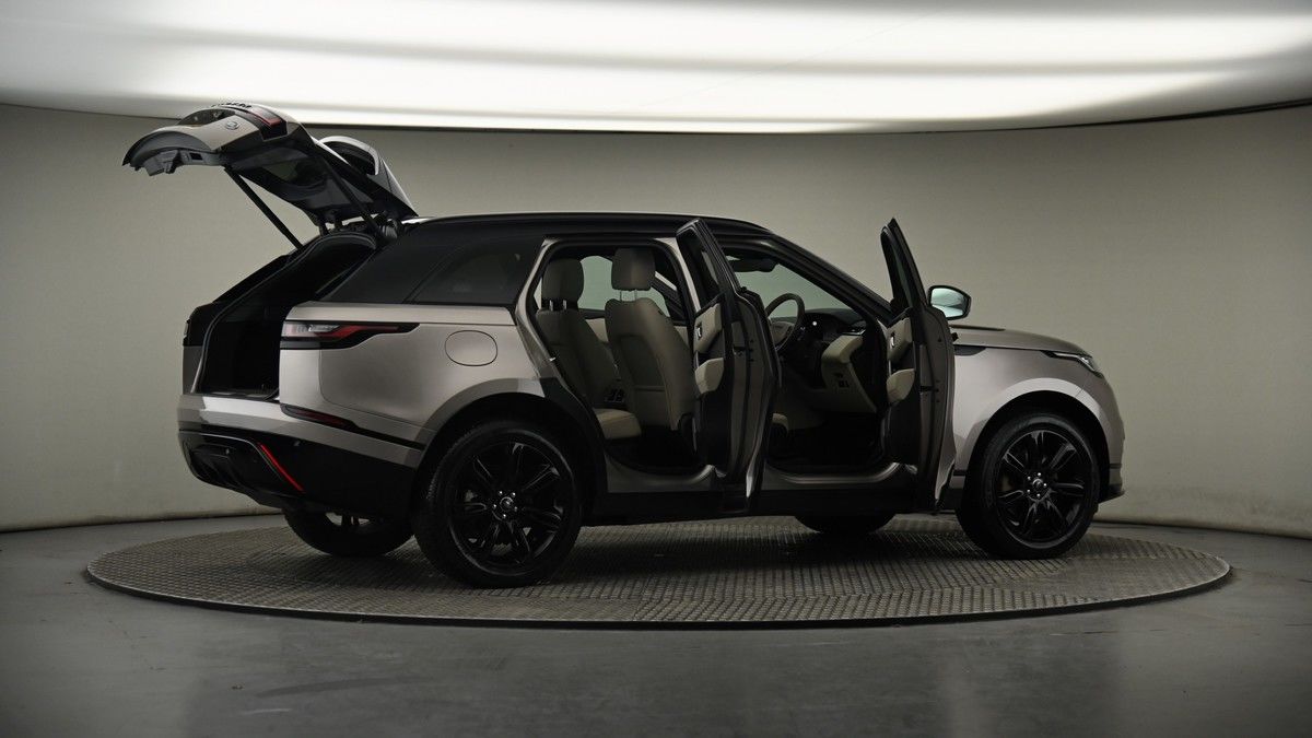 More views of Land Rover Range Rover Velar