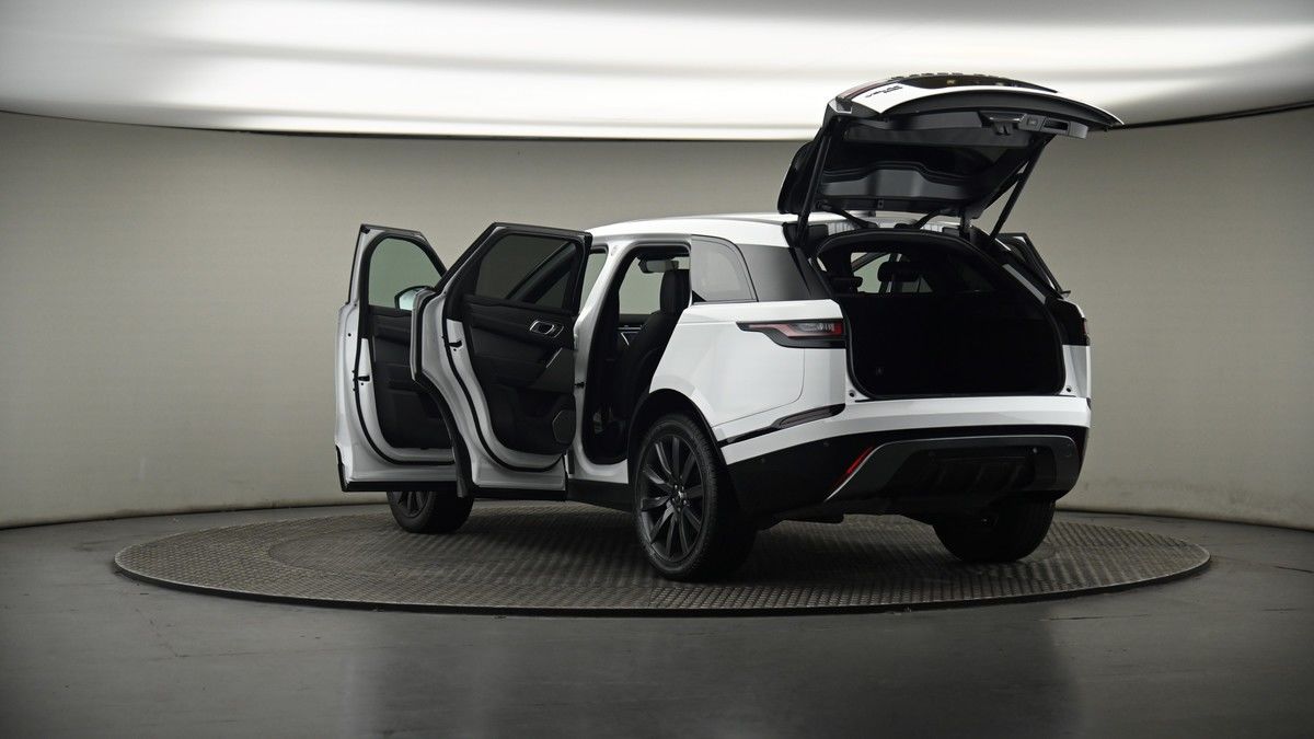 Land Rover Range Rover Velar Image 8