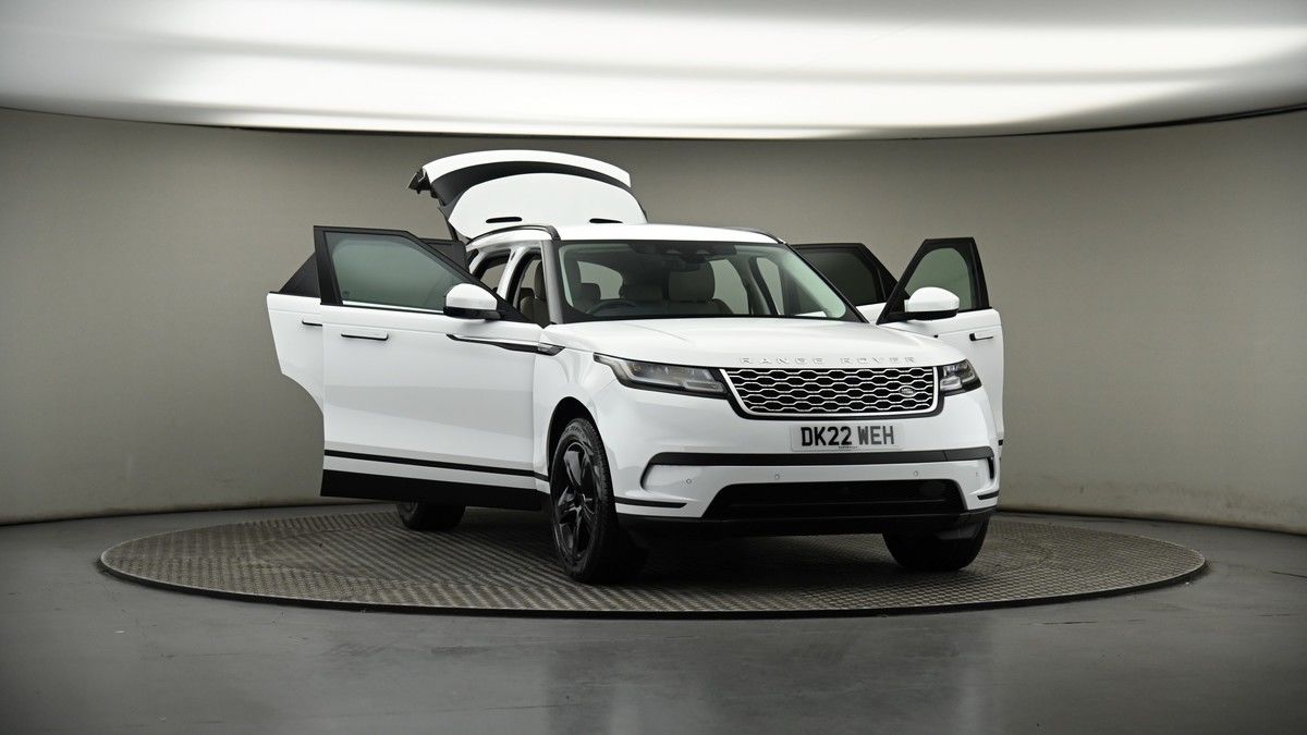 More views of Land Rover Range Rover Velar