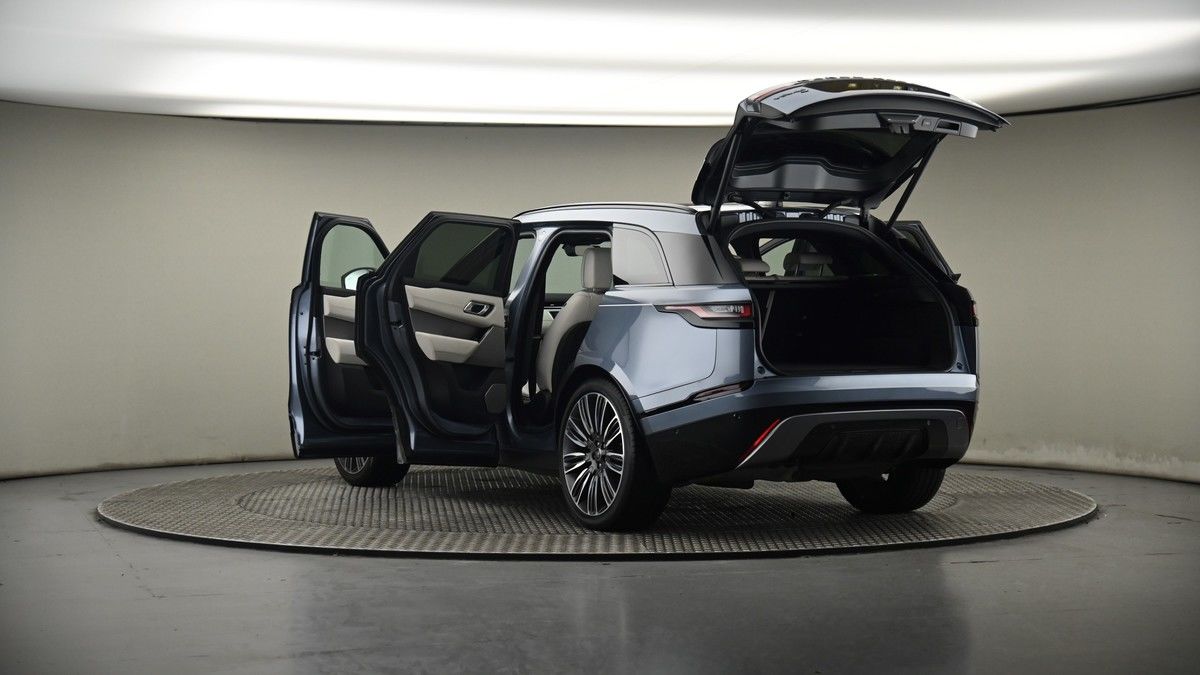 Land Rover Range Rover Velar Image 8