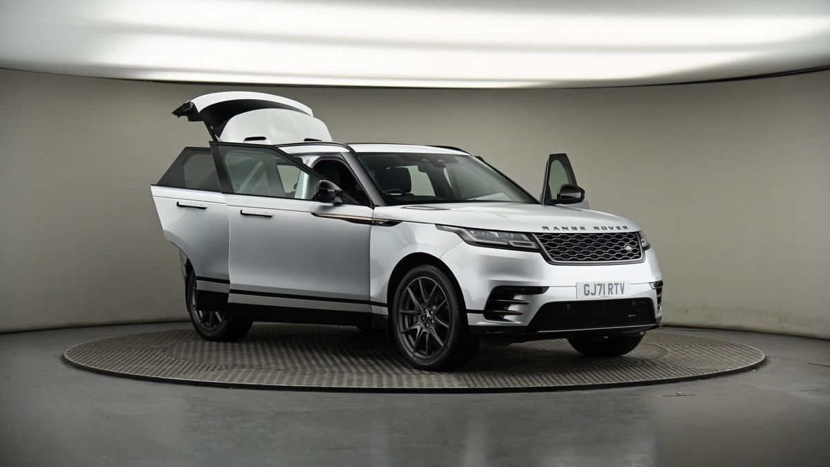 More views of Land Rover Range Rover Velar