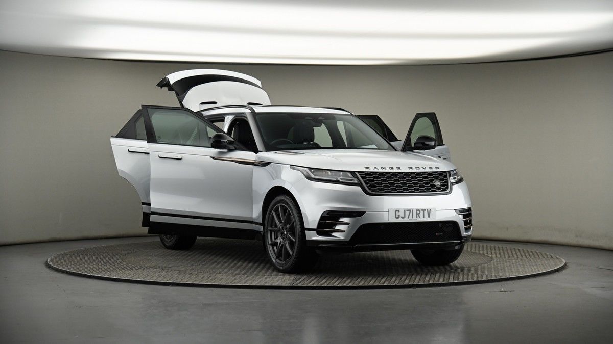 More views of Land Rover Range Rover Velar