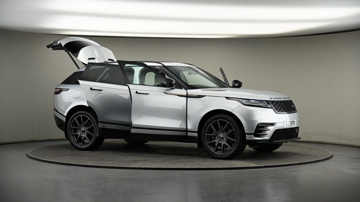 More views of Land Rover Range Rover Velar