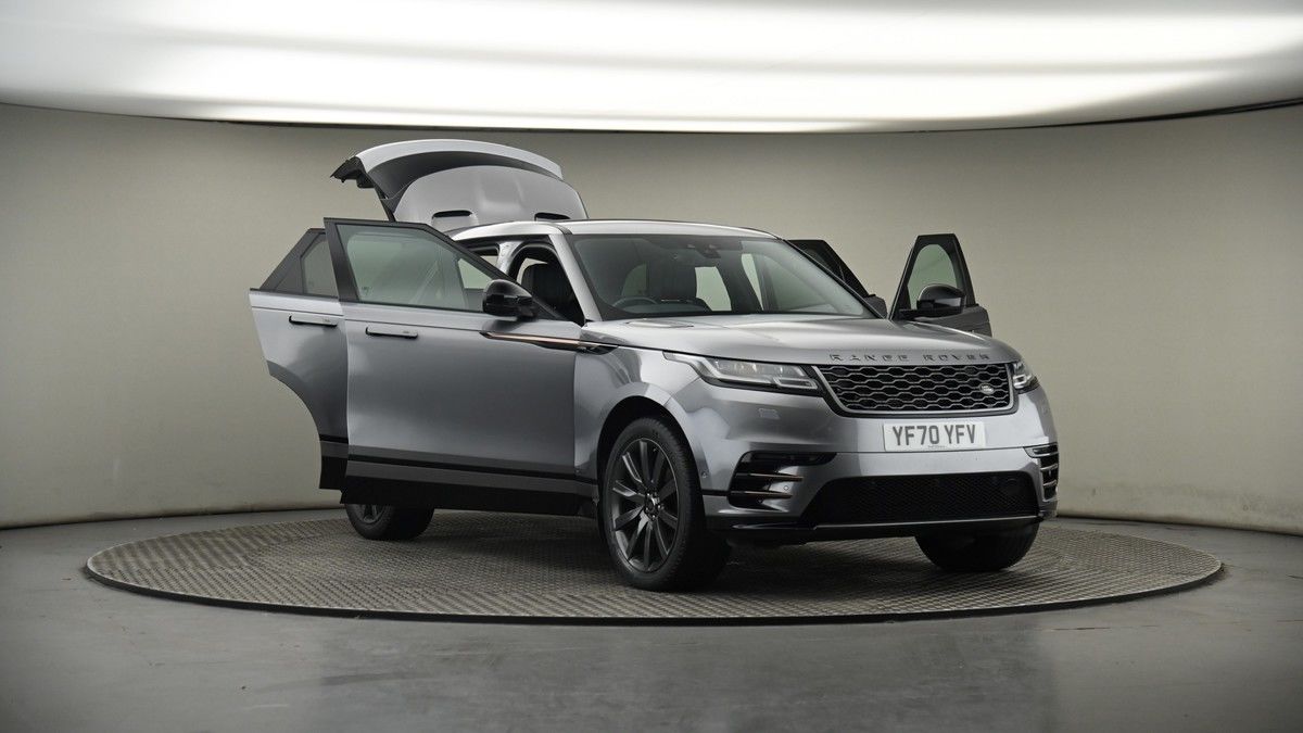 More views of Land Rover Range Rover Velar