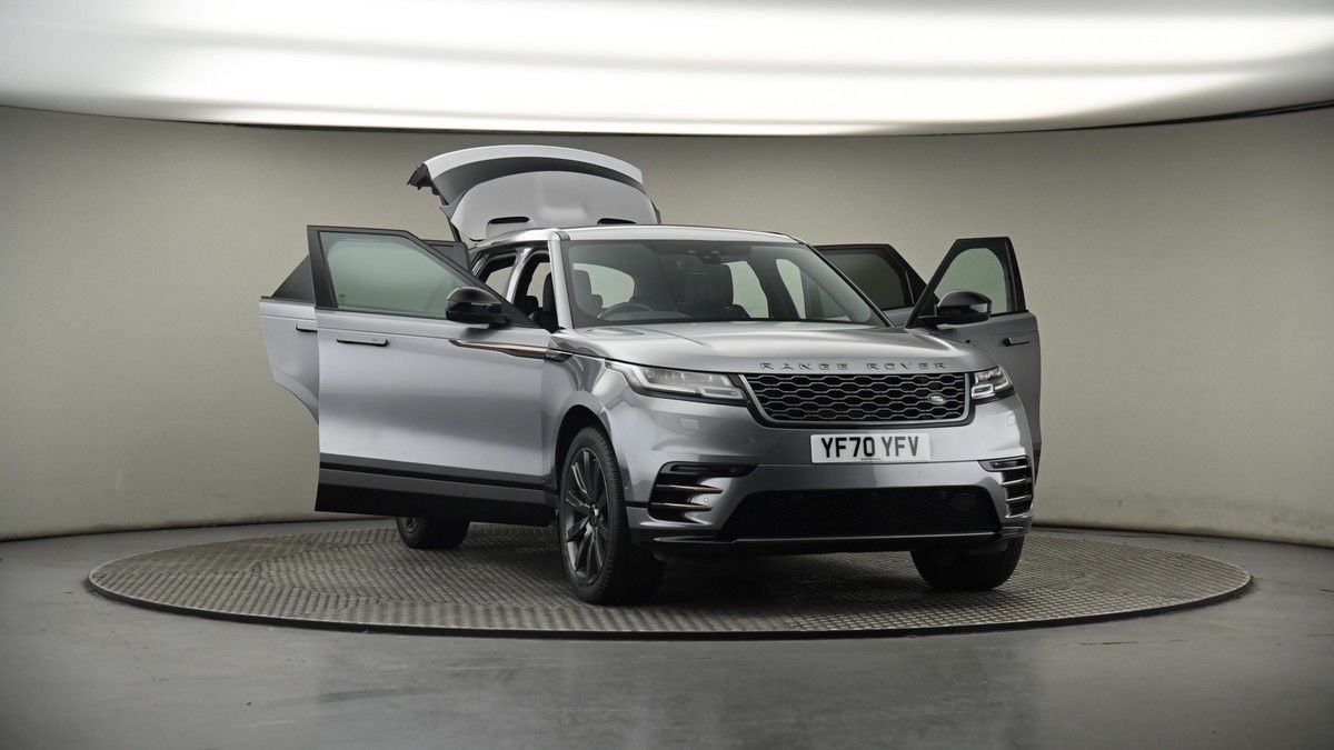 More views of Land Rover Range Rover Velar