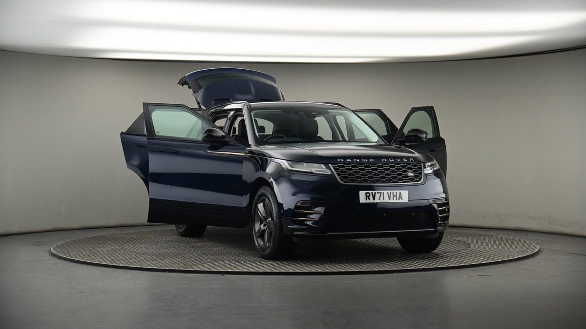 More views of Land Rover Range Rover Velar