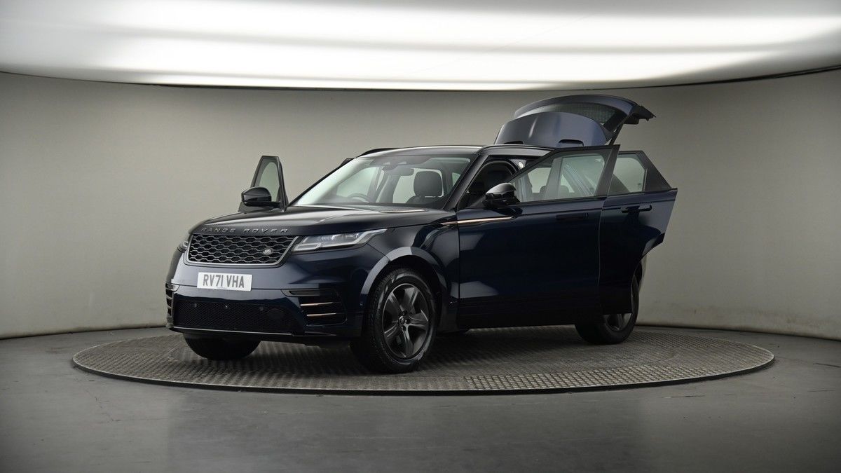 More views of Land Rover Range Rover Velar