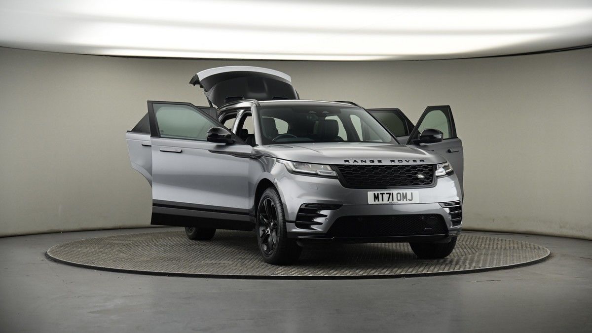 More views of Land Rover Range Rover Velar