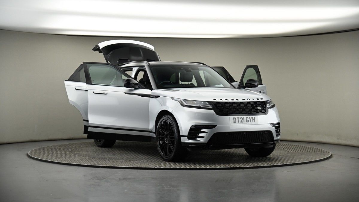 More views of Land Rover Range Rover Velar