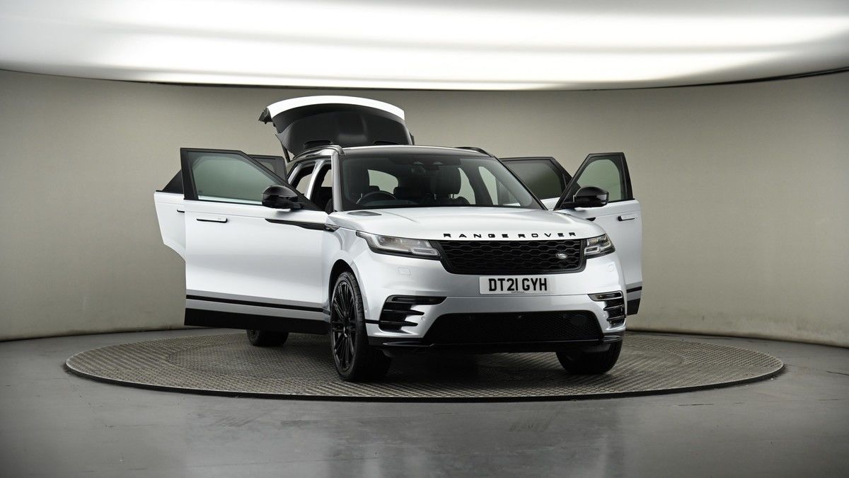 More views of Land Rover Range Rover Velar