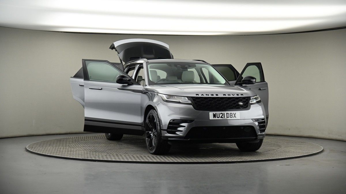 More views of Land Rover Range Rover Velar