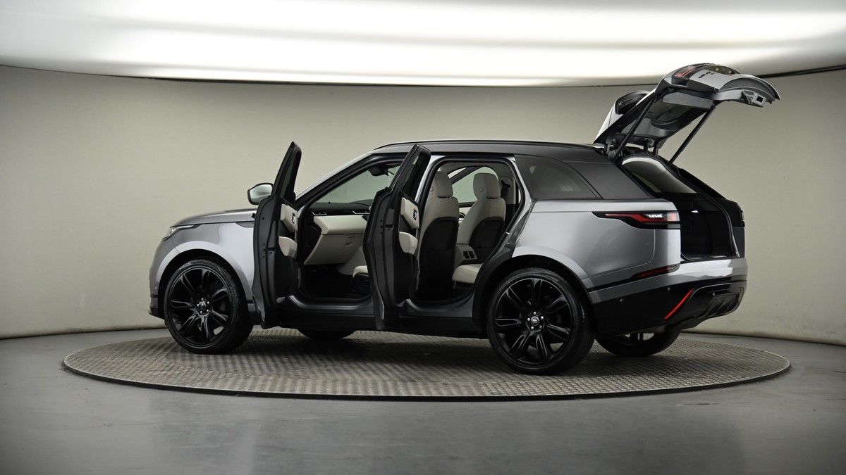 More views of Land Rover Range Rover Velar