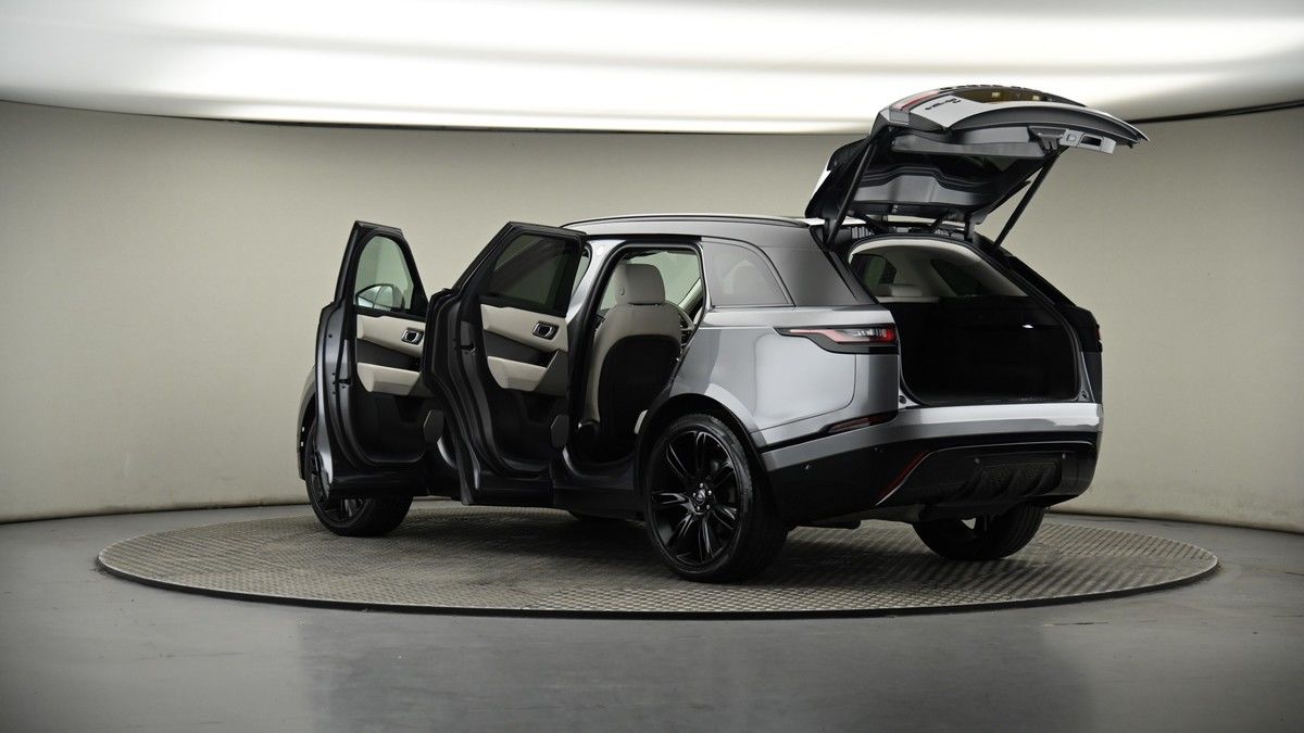 More views of Land Rover Range Rover Velar