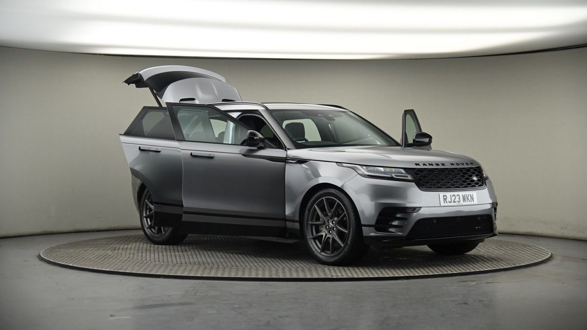 More views of Land Rover Range Rover Velar