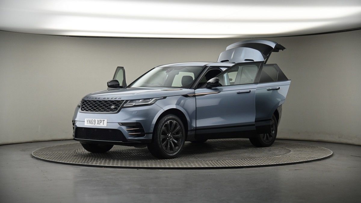 More views of Land Rover Range Rover Velar