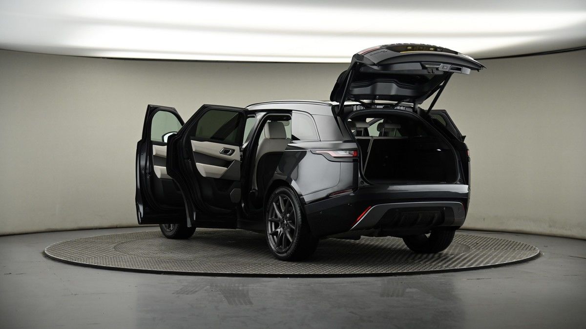 Land Rover Range Rover Velar Image 8