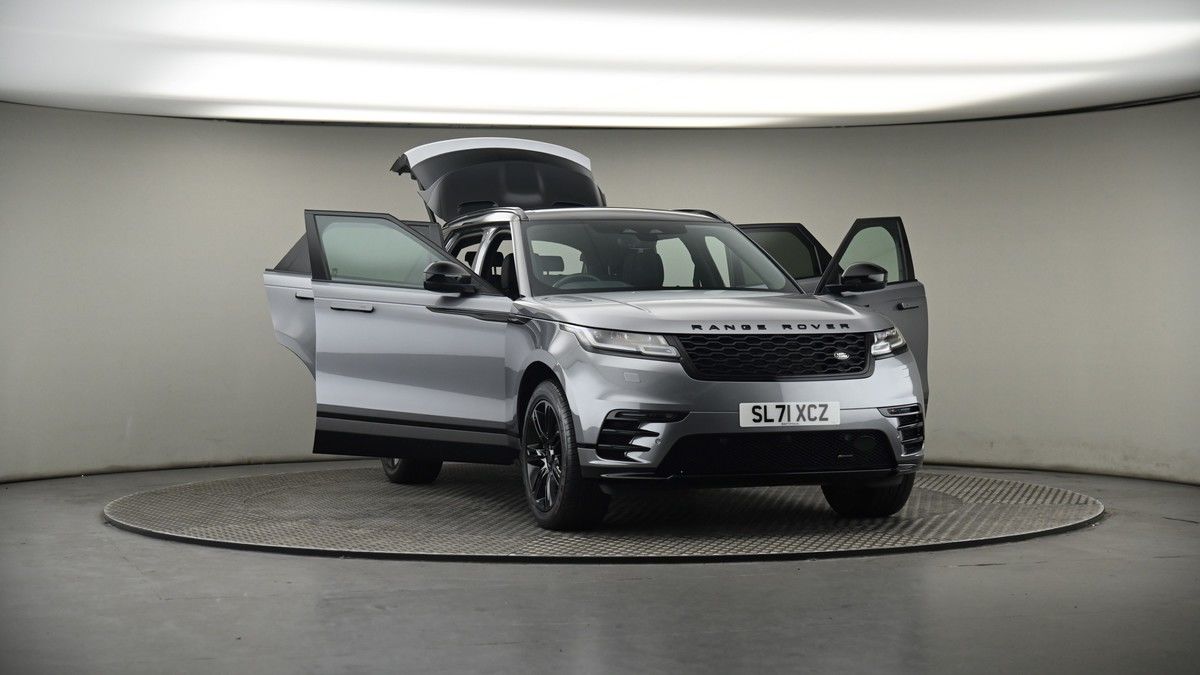 More views of Land Rover Range Rover Velar