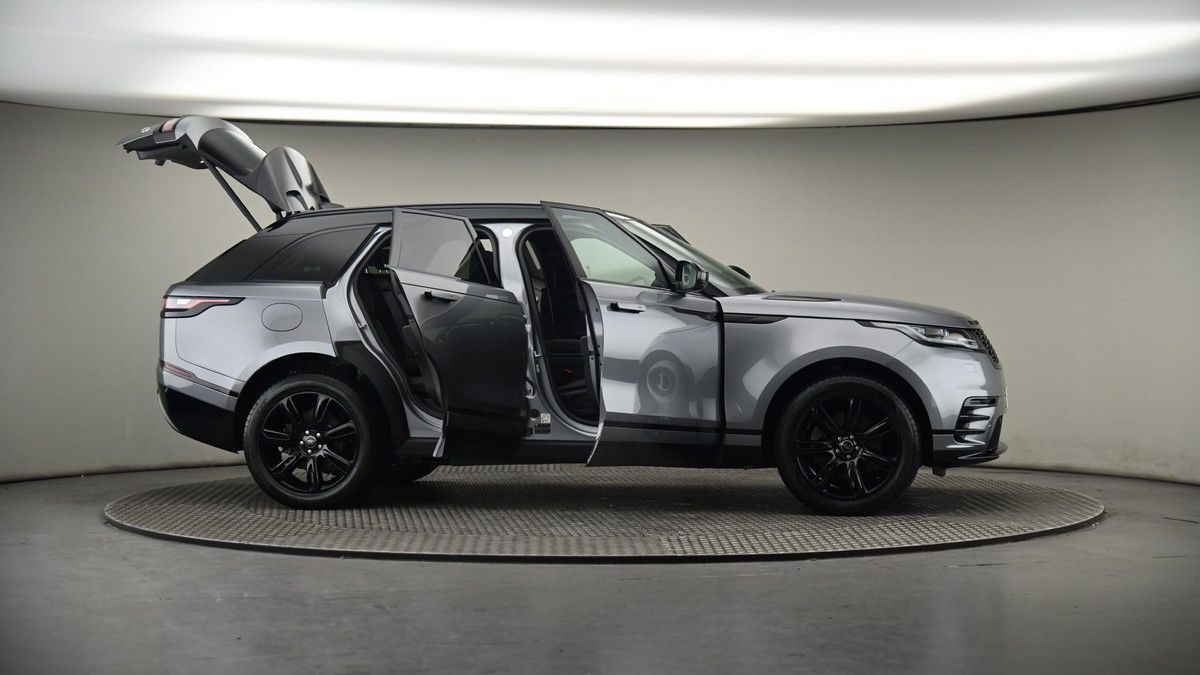 More views of Land Rover Range Rover Velar