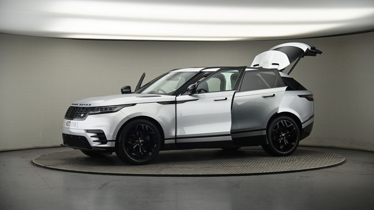 More views of Land Rover Range Rover Velar